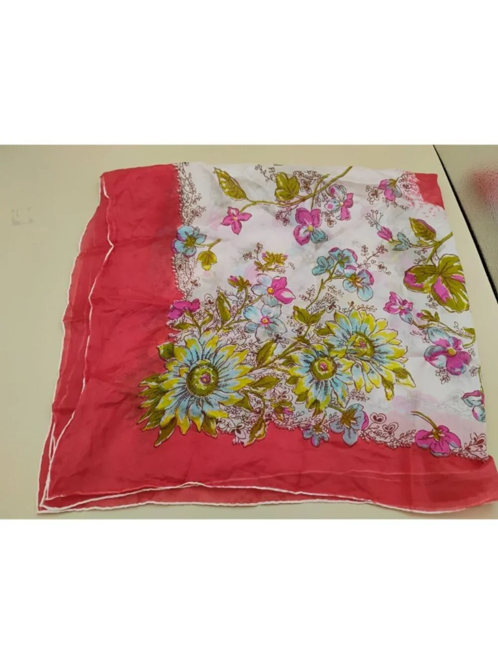 Vtg Floral Handkerchief 31